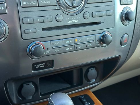 Used 2015 Nissan Armada Platinum w/ Platinum Reserve Package image 37