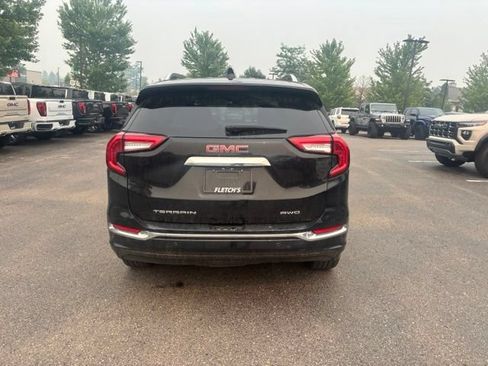 Used 2023 GMC Terrain Denali w/ Denali Premium Package AWD/4WD image 7
