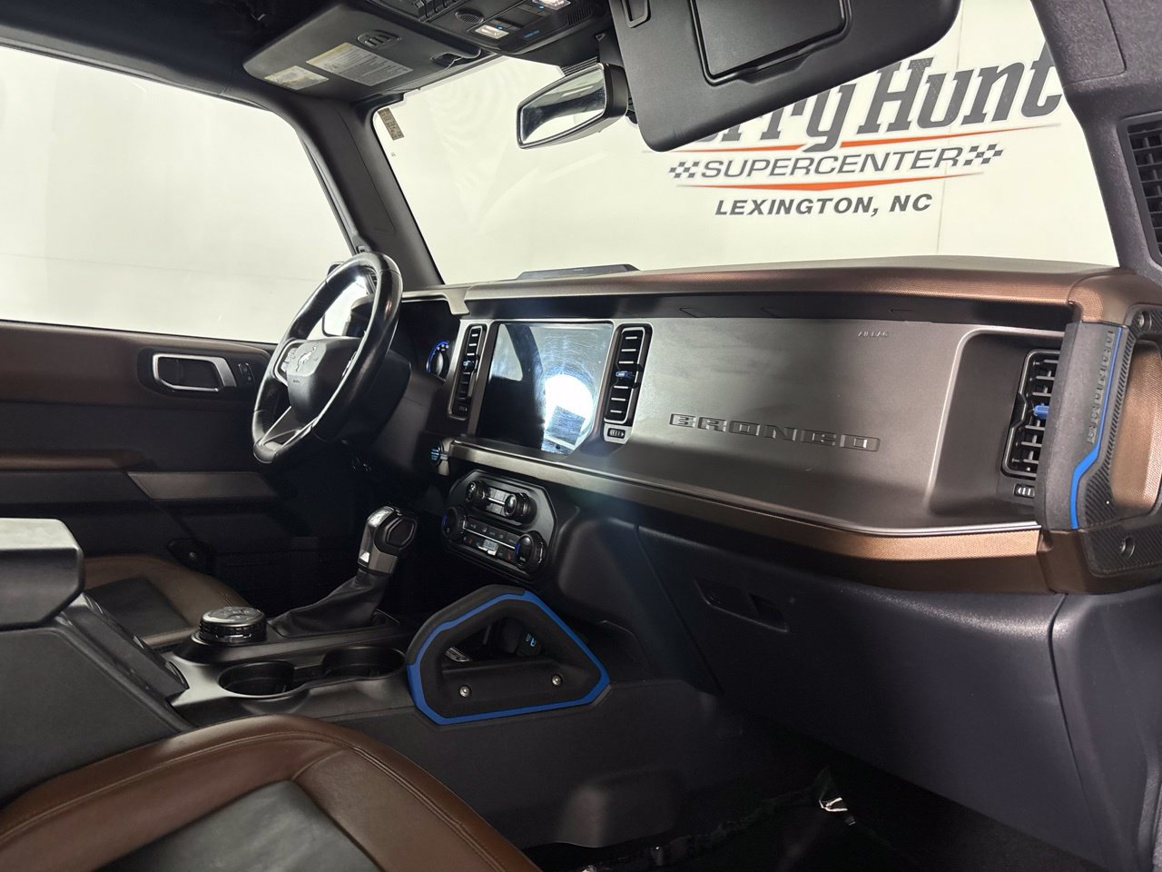 Used 2021 Ford Bronco Outer Banks AWD/4WD image 32