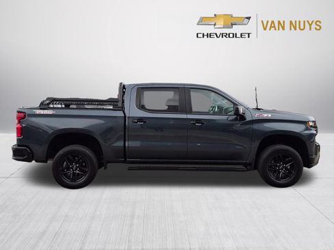 Used 2019 Chevrolet Silverado 1500 LT Trail Boss AWD/4WD image 4