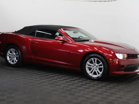 Used 2015 Chevrolet Camaro LT RWD image 4