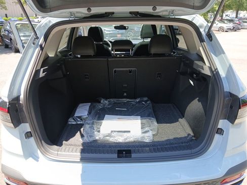 New 2025 Volkswagen Taos SEL image 23