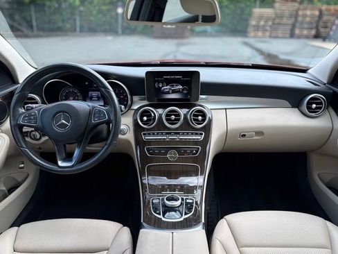 Used 2017 Mercedes-Benz C 300 4MATIC Sedan image 16