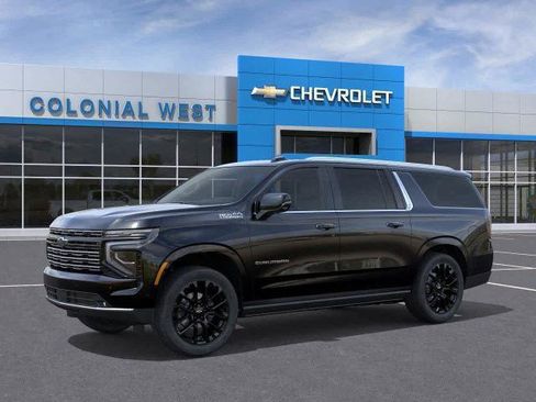 New 2026 Chevrolet Suburban High Country image 2
