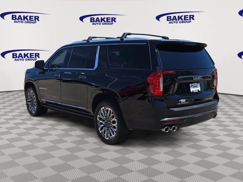 Used 2023 GMC Yukon XL Denali Ultimate AWD/4WD image 7