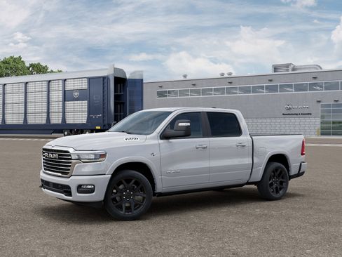 New 2026 RAM 1500 Laramie AWD/4WD image 11