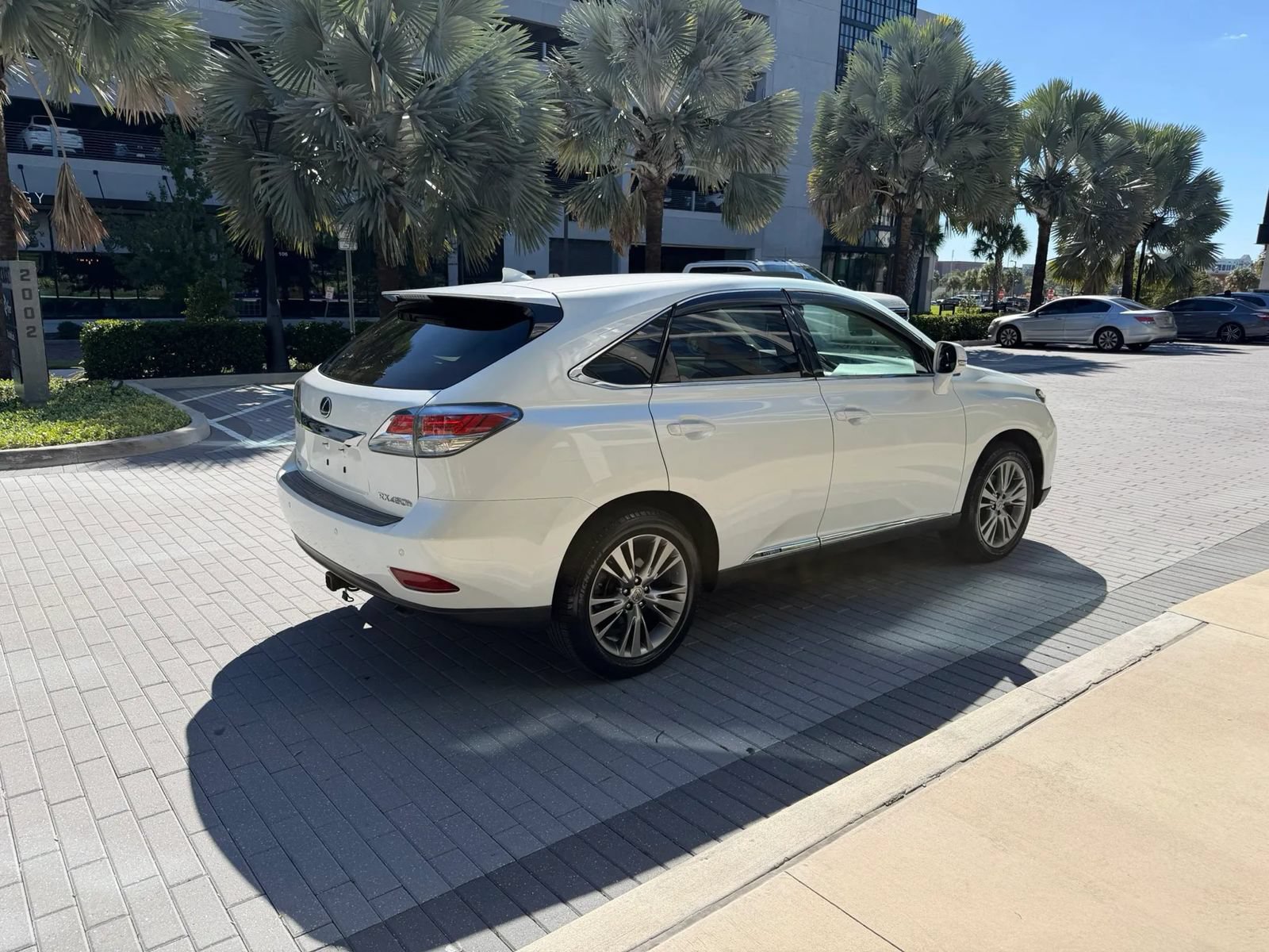 Used 2014 Lexus RX 450h FWD image 6