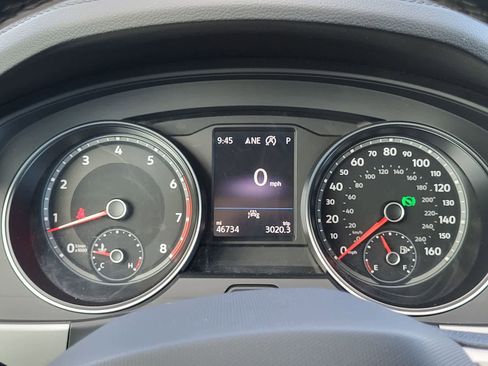 Used 2021 Volkswagen Atlas SE image 14