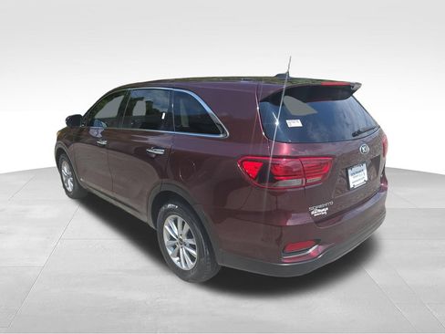 Used 2020 Kia Sorento LX AWD/4WD image 3