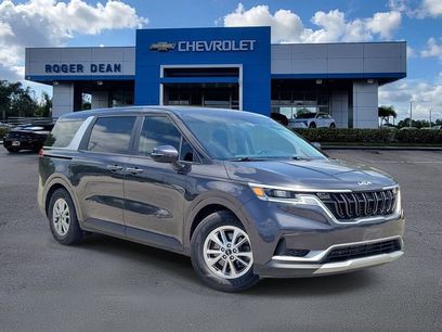 Used 2023 Kia Carnival LX