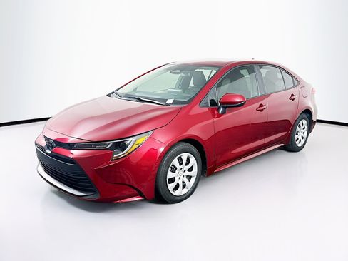 Used 2023 Toyota Corolla LE FWD image 3