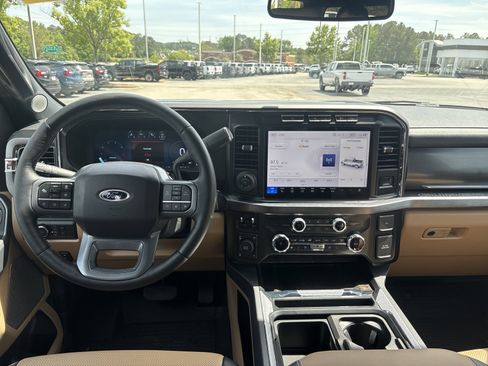 Used 2024 Ford F250 Lariat w/ Lariat Ultimate Package image 27