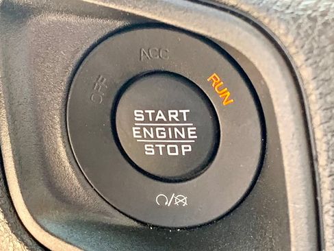 Used 2024 Jeep Wrangler Unlimited Sport AWD/4WD image 34