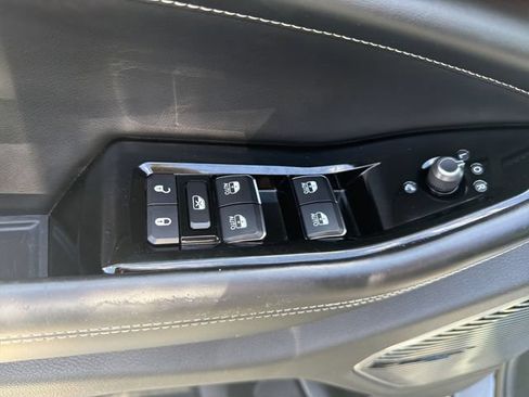 Used 2021 Jeep Grand Cherokee L Overland AWD/4WD image 24