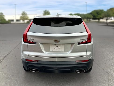 Certified 2021 Cadillac XT4 Luxury w/ Cold Weather Package image 5