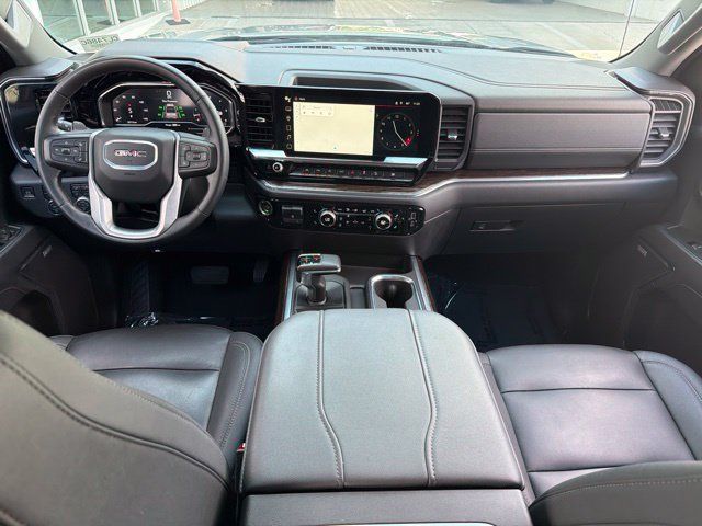 Used 2024 GMC Sierra 1500 Elevation w/ Elevation Premium Package AWD/4WD image 18