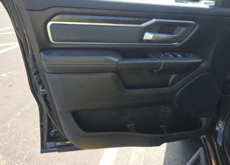 Used 2023 RAM 1500 Big Horn AWD/4WD image 14