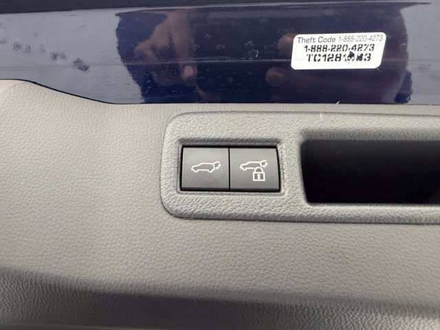 Certified 2024 Toyota Venza XLE AWD/4WD image 23
