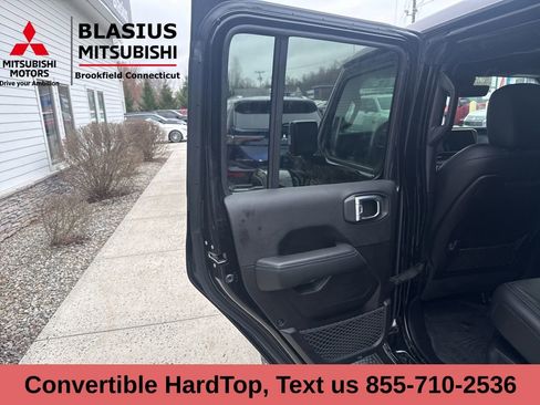 Used 2024 Jeep Wrangler High Altitude image 21