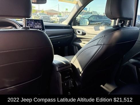 Used 2022 Jeep Compass Latitude w/ Convenience Group AWD/4WD image 27