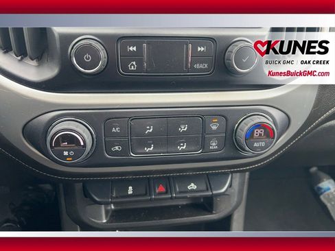 Used 2022 GMC Canyon Elevation image 24