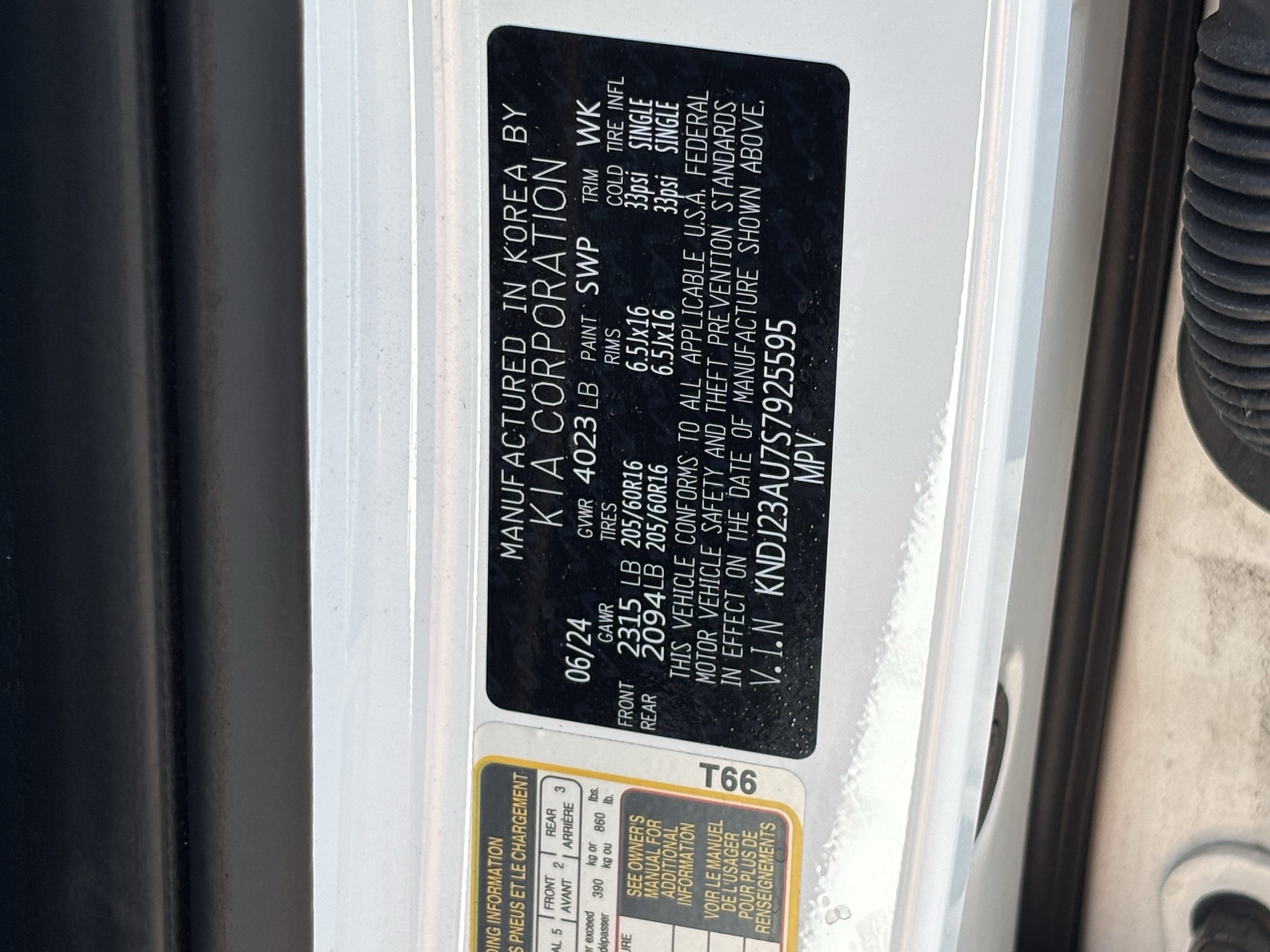 Certified 2025 Kia Soul S FWD image 30