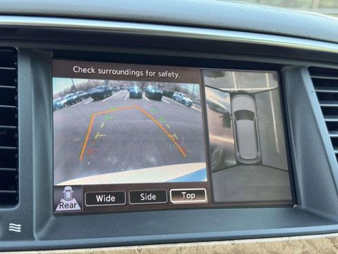 Used 2011 INFINITI QX56 4WD w/ Theater Pkg image 4