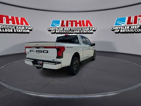 Used 2025 Ford F150 Lightning Lariat AWD/4WD image 7