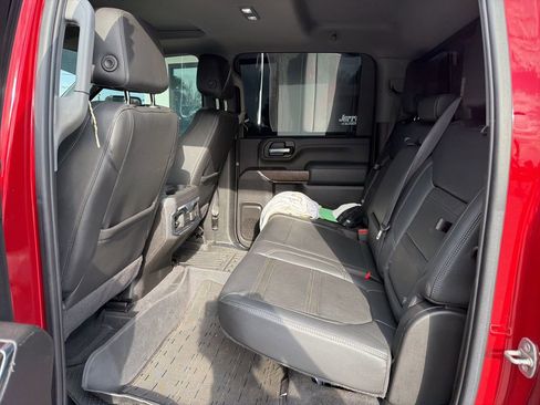 Used 2022 GMC Sierra 2500 Denali image 4