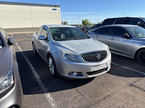 Used 2013 Buick Verano Base image 3