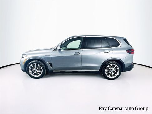 Used 2024 BMW X5 xDrive50e image 4