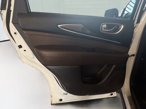 Used 2017 INFINITI QX60 Luxe w/ Premium Plus Package image 28