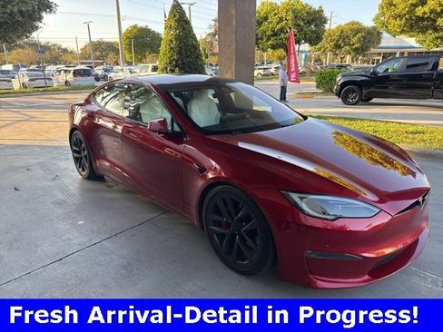 Used 2023 Tesla Model S Plaid image 3