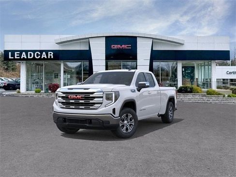 New 2026 GMC Sierra 1500 SLE image 8