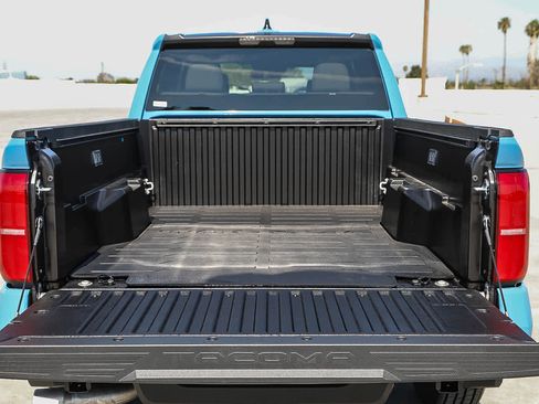 New 2026 Toyota Tacoma SR5 image 12