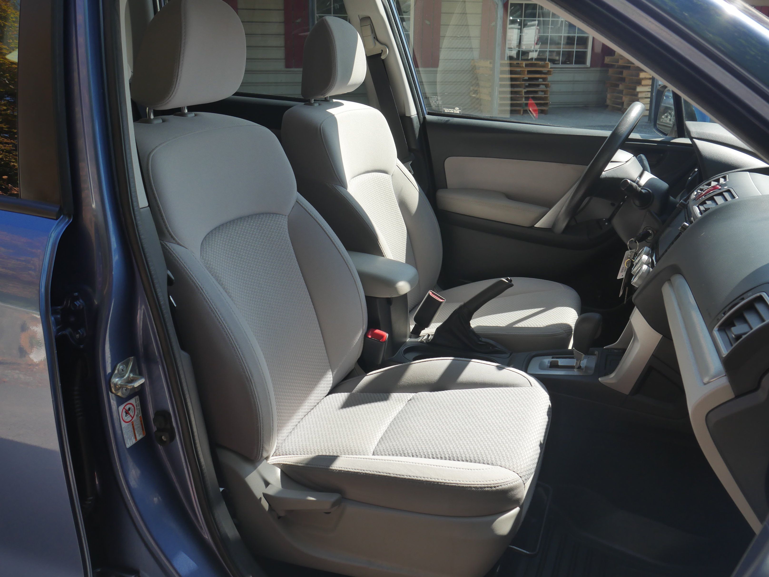 Used 2016 Subaru Forester 2.5i Premium w/ Popular Package #2 AWD/4WD image 18