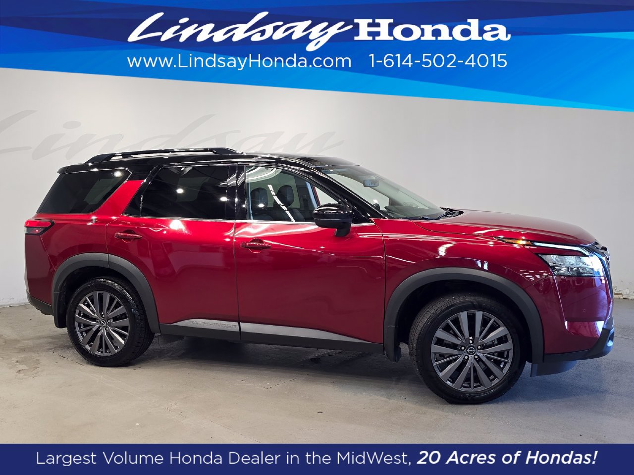 Used 2023 Nissan Pathfinder SL w/ SL Premium Package AWD/4WD image 3