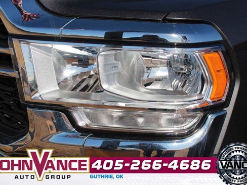 Used 2024 RAM 3500 Tradesman w/ Chrome Appearance Group image 9