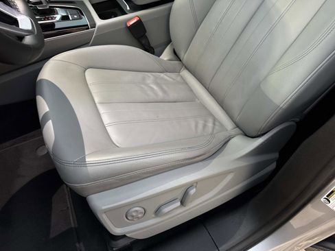 Used 2022 Audi Q5 2.0T Premium w/ Convenience Package image 20