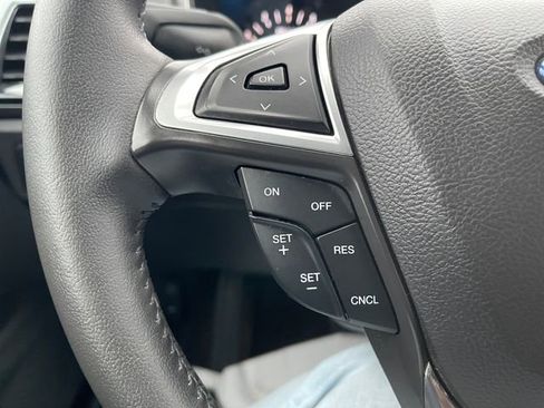 Used 2015 Ford Fusion SE w/ Equipment Group 201A image 24