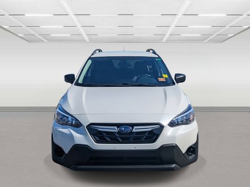Certified 2023 Subaru Crosstrek 2.0i image 8