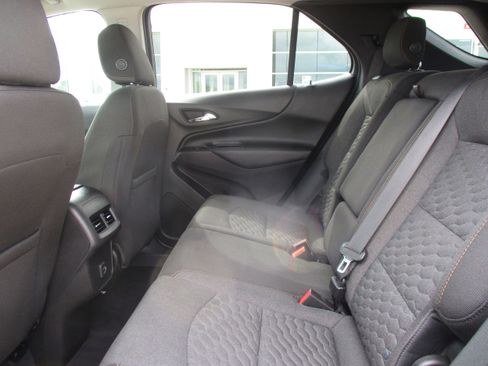 Used 2019 Chevrolet Equinox LT FWD image 31