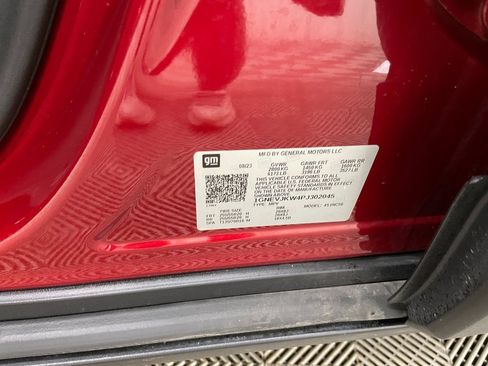 Used 2023 Chevrolet Traverse RS w/ LPO, Floor Liner Package image 35