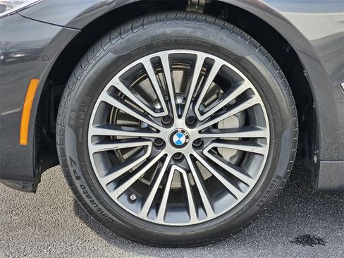 Used 2019 BMW 530i w/ Convenience Package image 13