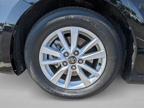 Used 2025 Toyota Camry LE FWD image 30