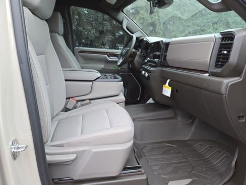 New 2026 GMC Sierra 1500 SLE w/ X31 Off-Road Package image 32