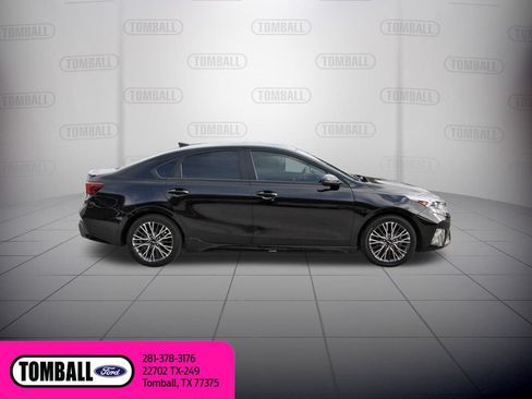 Used 2024 Kia Forte GT-Line w/ GT-Line Premium Package FWD image 9