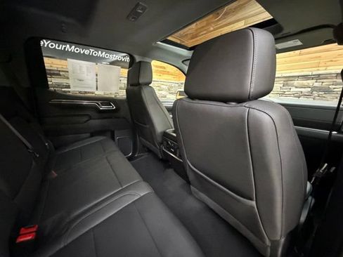 Used 2024 Chevrolet Silverado 1500 LTZ w/ Technology Package AWD/4WD image 36