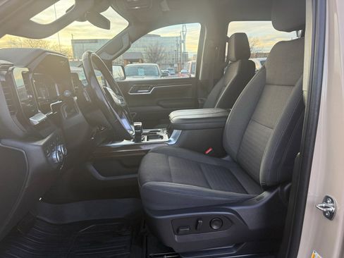 Used 2023 GMC Sierra 1500 Elevation image 10