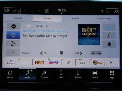New 2026 Chrysler Pacifica Limited w/ S Appearance Package image 16